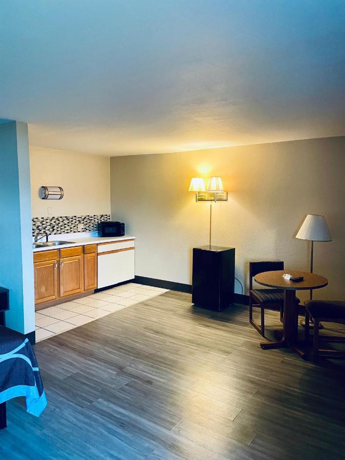 Motel Super 8 By Wyndham Corbin Ky Extérieur photo